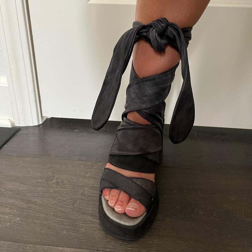 Free People Chunky Wrap Sandal- Charcoal Grey, Size 6